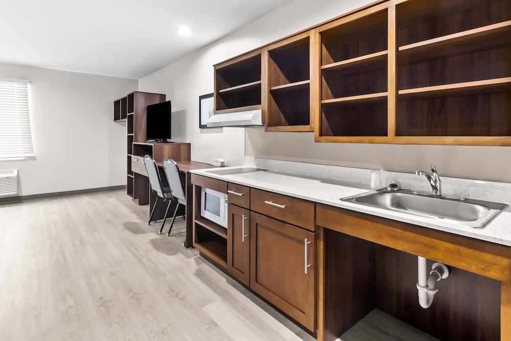 WoodSpring Suites South Houston Hobby 44/48
