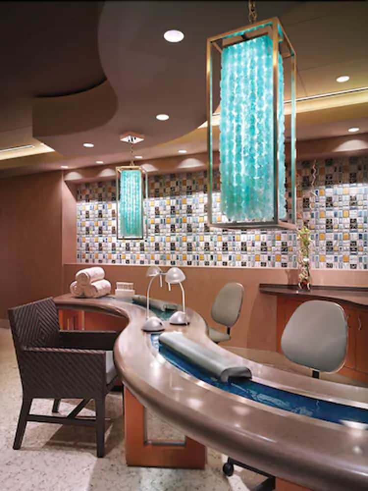 Ameristar Casino Resort Spa St. Charles 38/64
