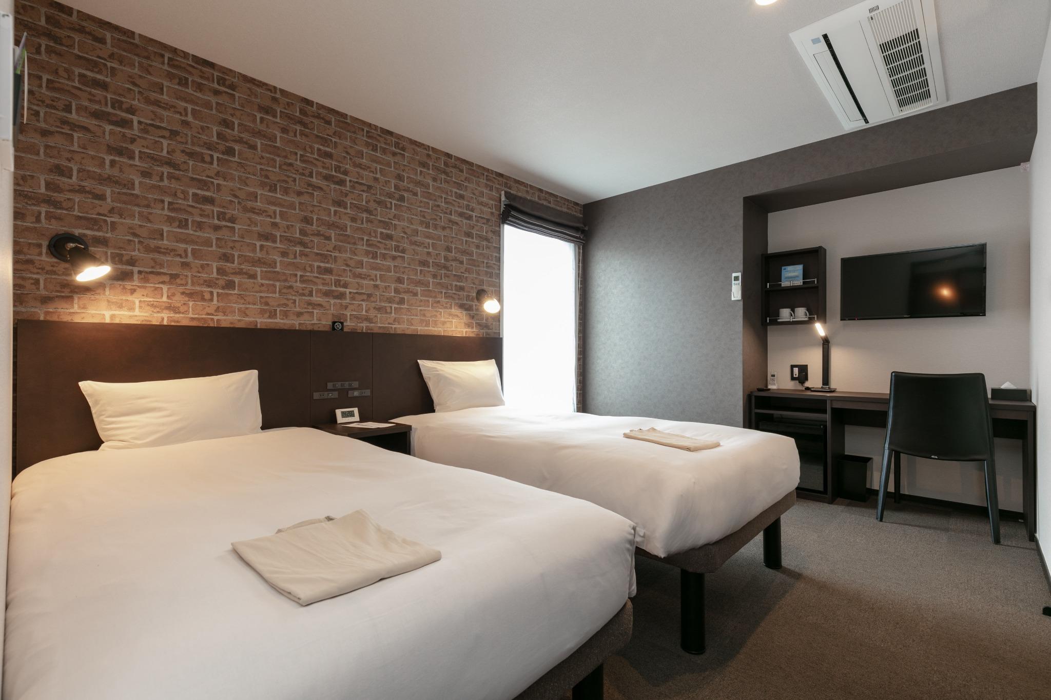 Room, Twin Beds, Tokyo Sky Tree View