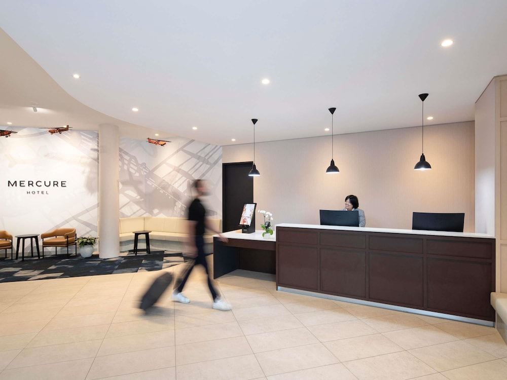 Mercure Sydney Bankstown 7/49