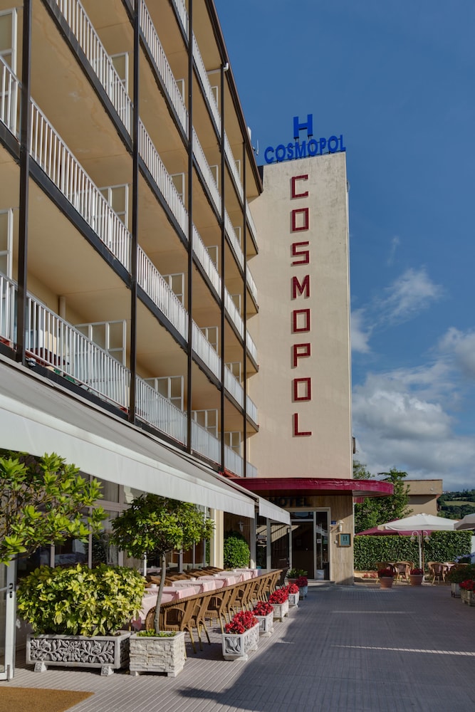 Cosmopol 30/39