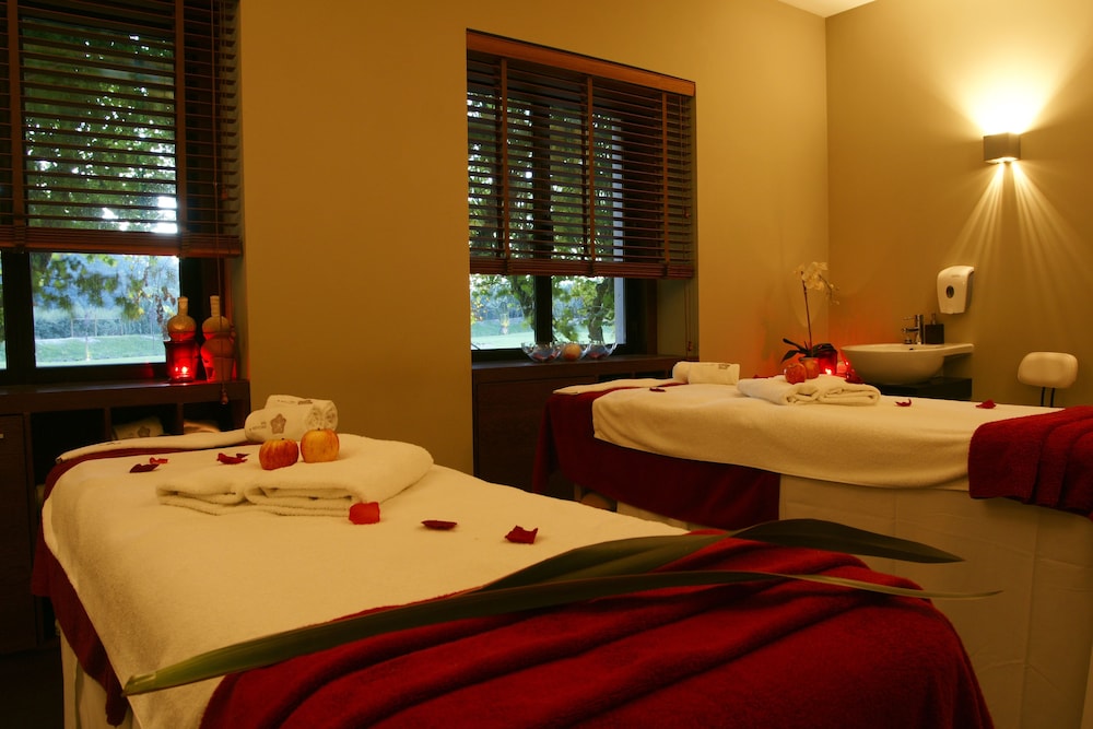 Your Hotel And Spa 11/34
