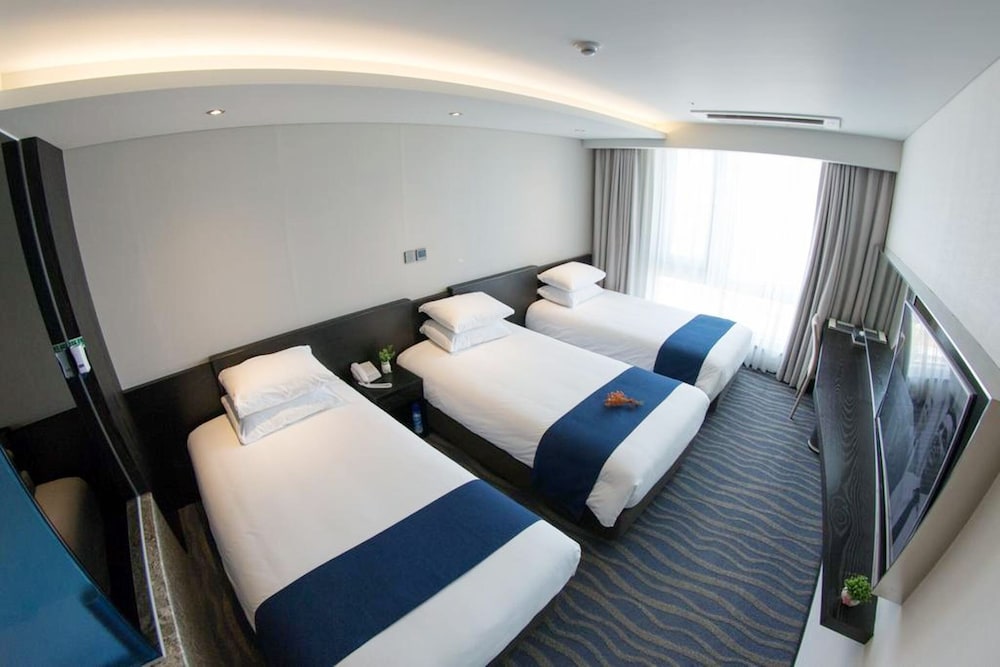 Gloucester Hotel Jeju 28/57