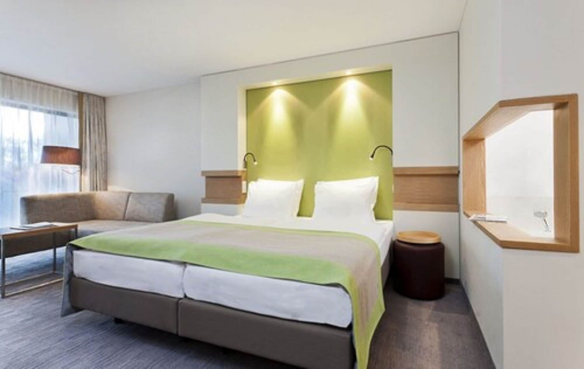 Royal, Suite, Twin Beds, Valley View, Sofa