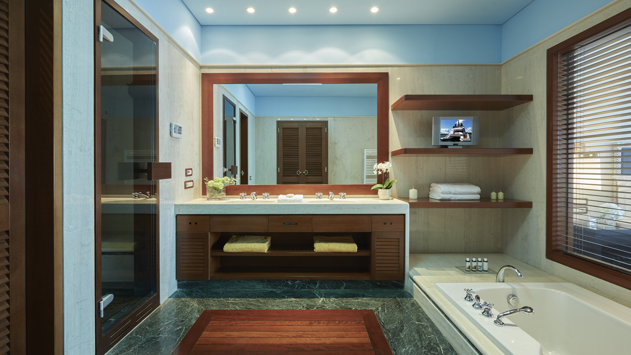 Grand Resort Lagonissi Hotel 50/50
