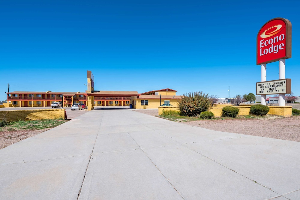 Econo Lodge I-40 Exit 286-Holbrook 3/36