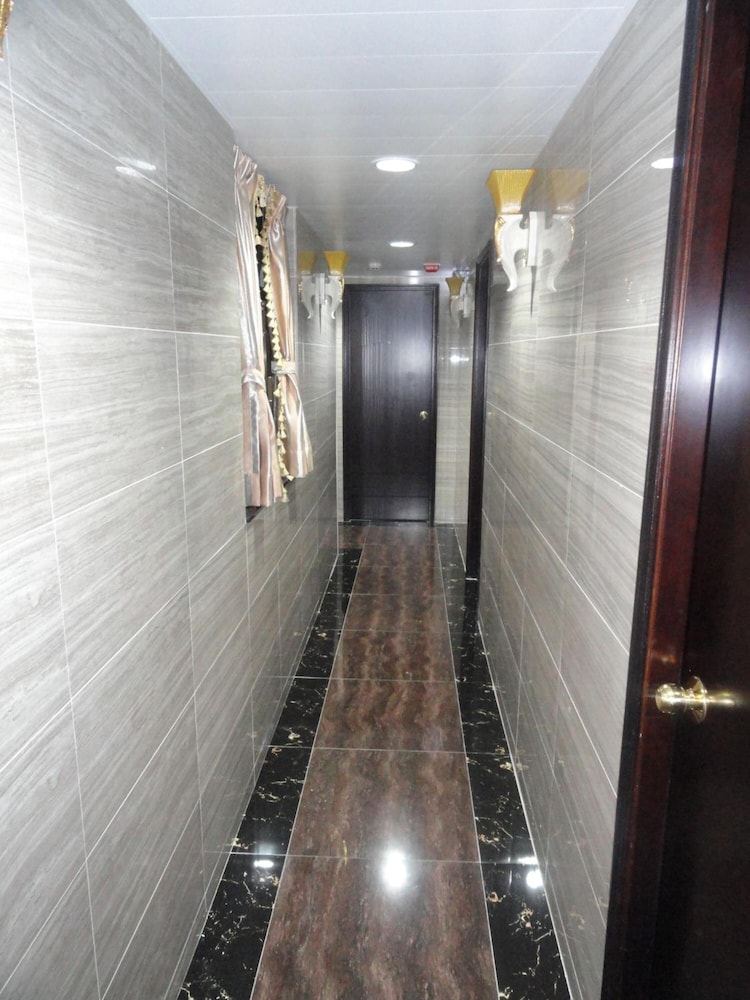 Paris Guest House( 10f Flat D2 ) 36/51