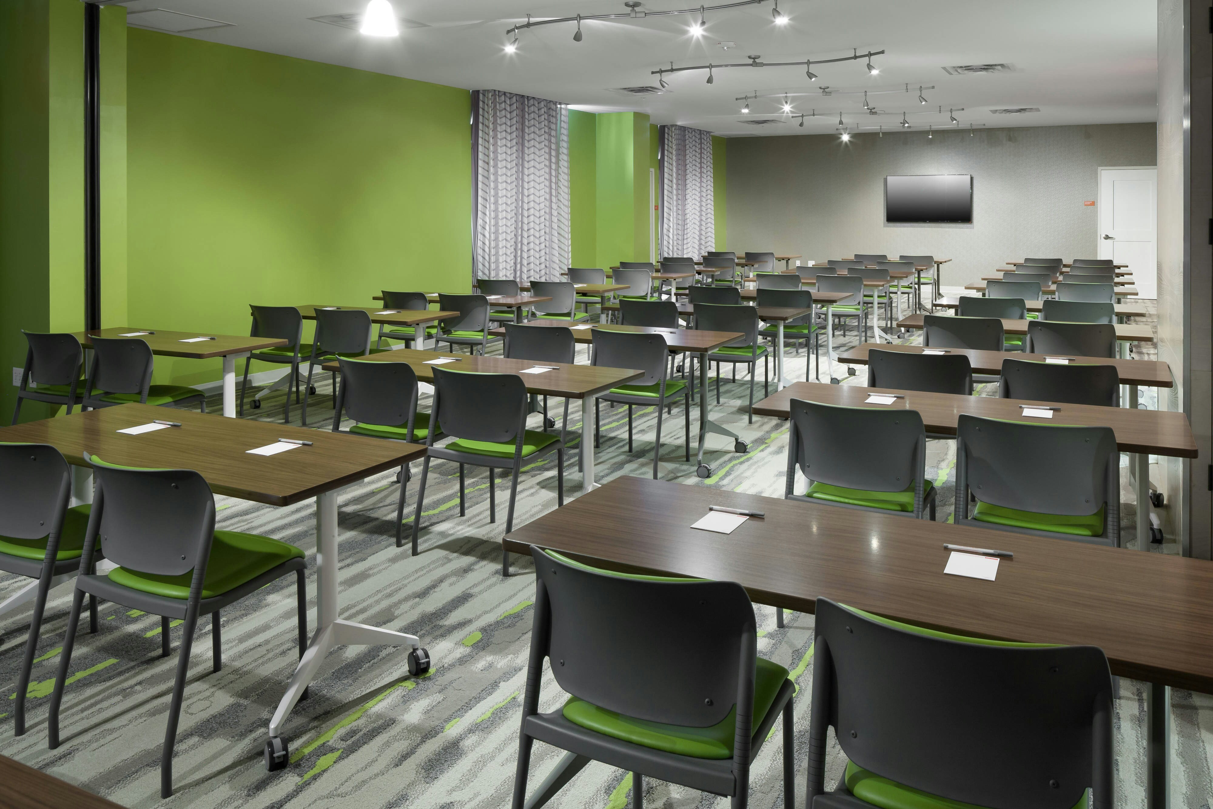 Towneplace Suites By Marriott Orlando At Sea World 50/57