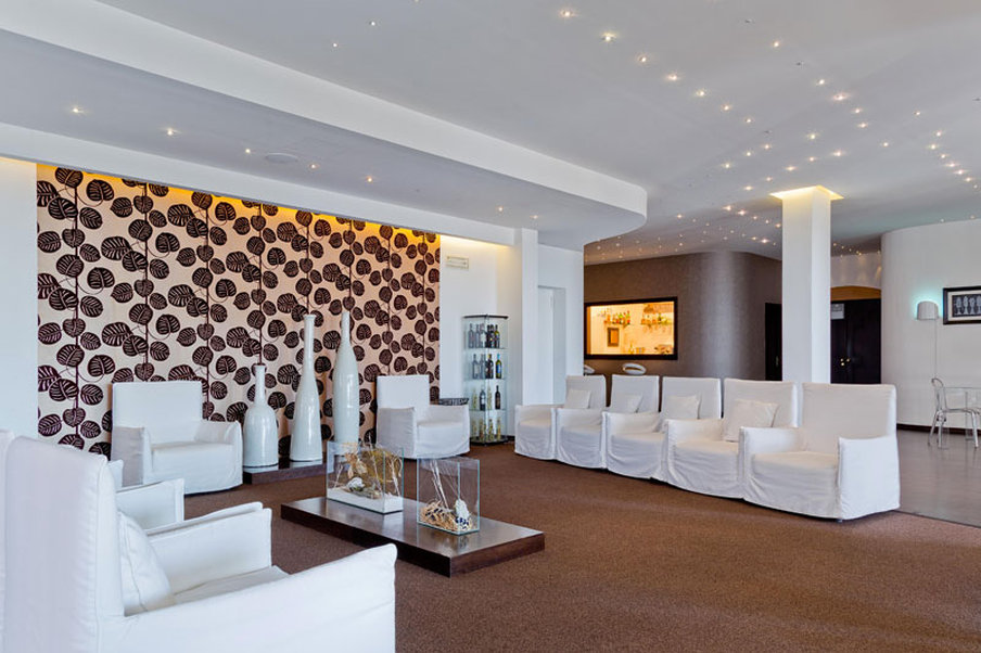 Mediterranea Hotel And Convention Center 13/28
