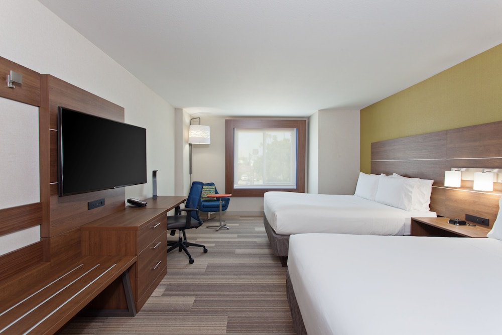 Holiday Inn Express Hotel Suites Pasadena Colorado Boulevard 21/59