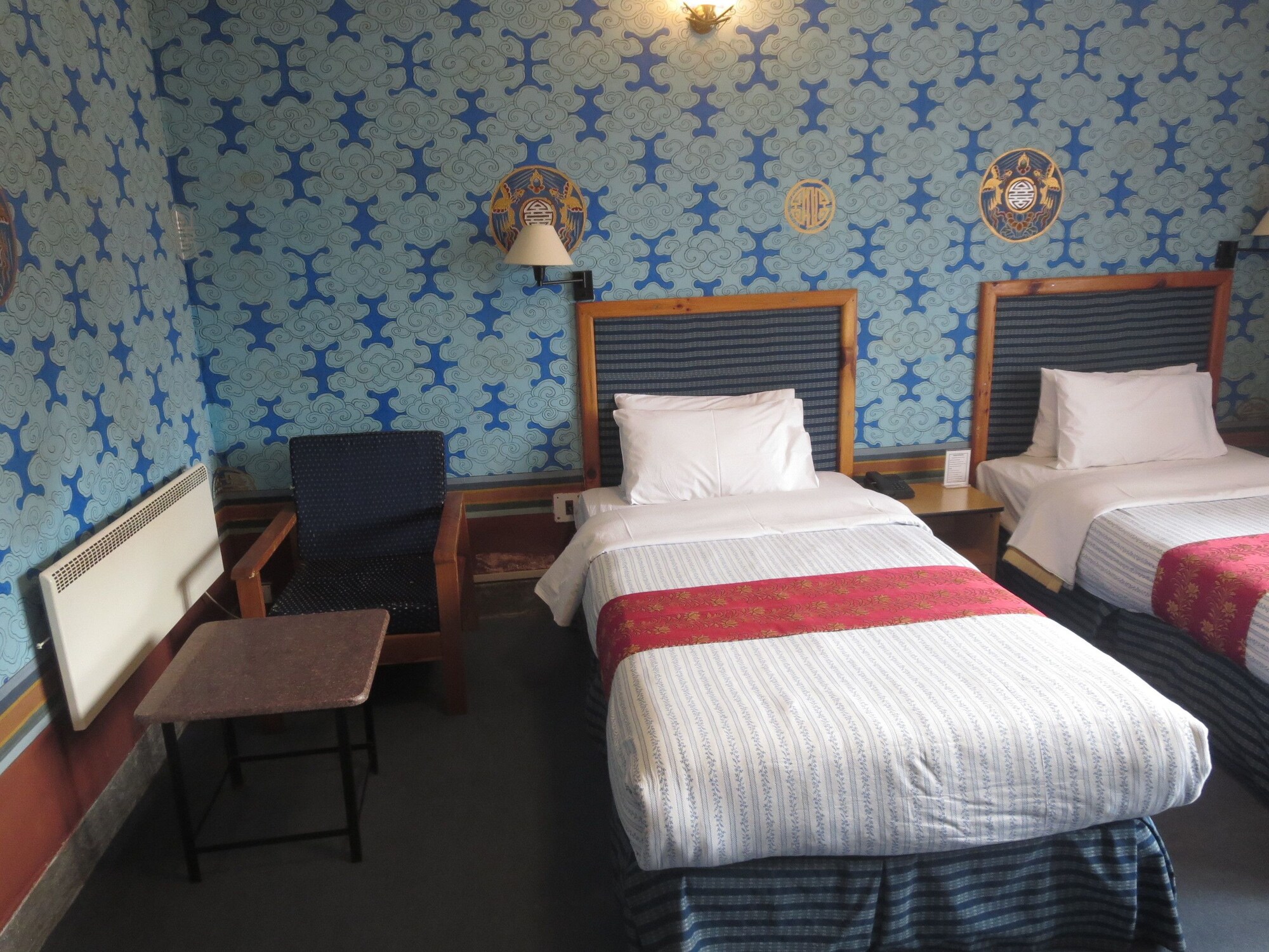 1 BEDROOM, STANDARD, DOUBLE OR TWIN BED