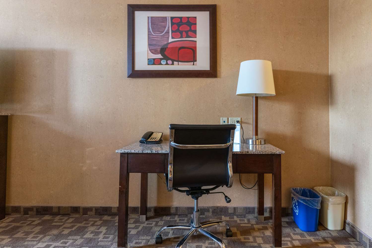 Best Western Plus South Edmonton Inn and Suites 19/32