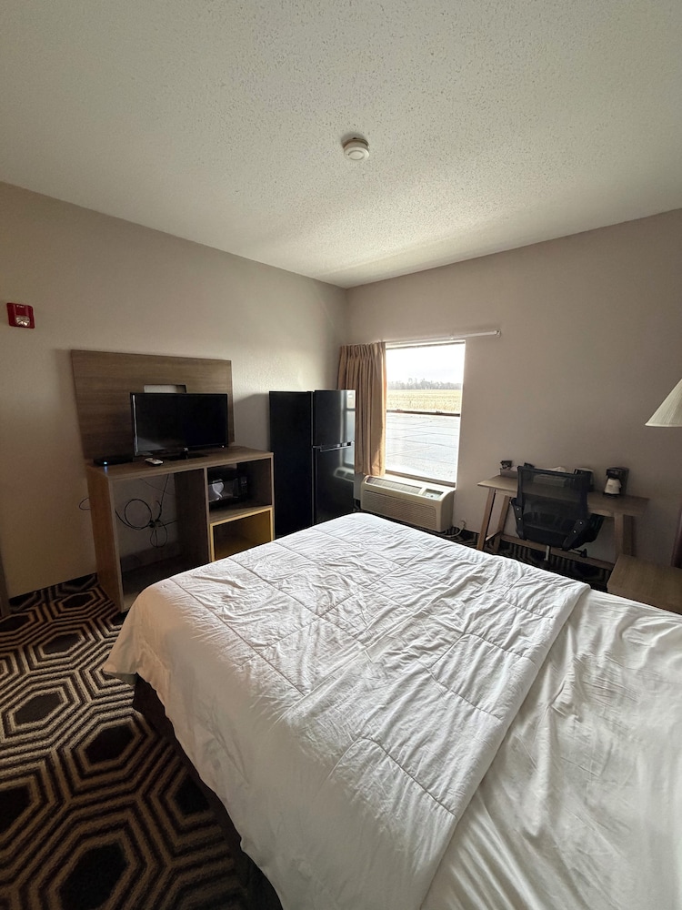 Days Inn by Wyndham Kentland 10/49