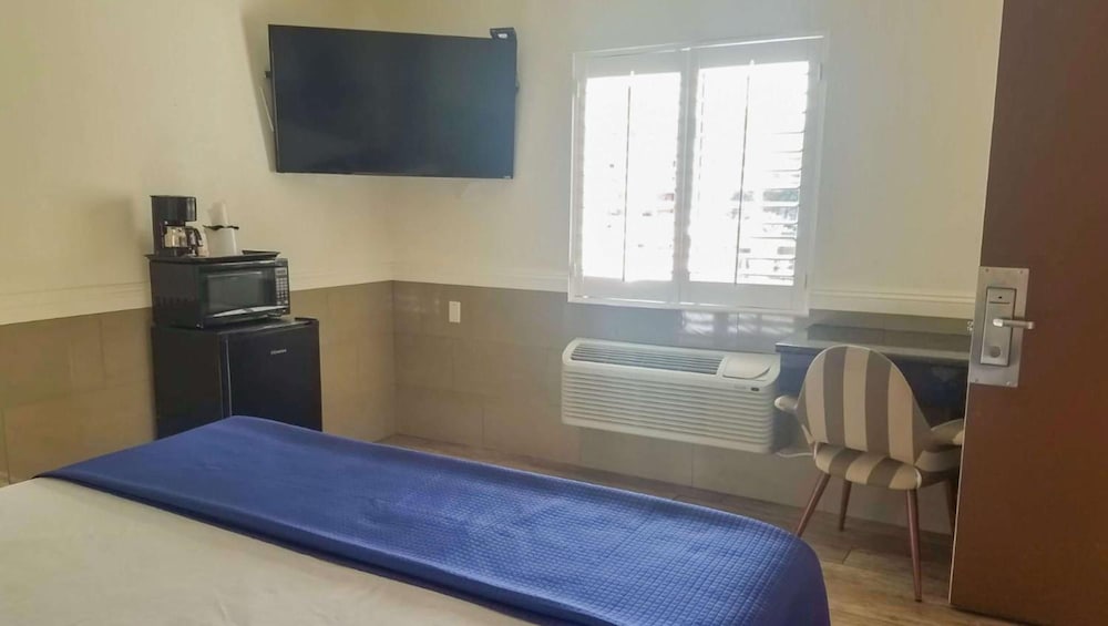 Motel6 Glendale, CA – Pasadena Burbank Los Angeles 32/46