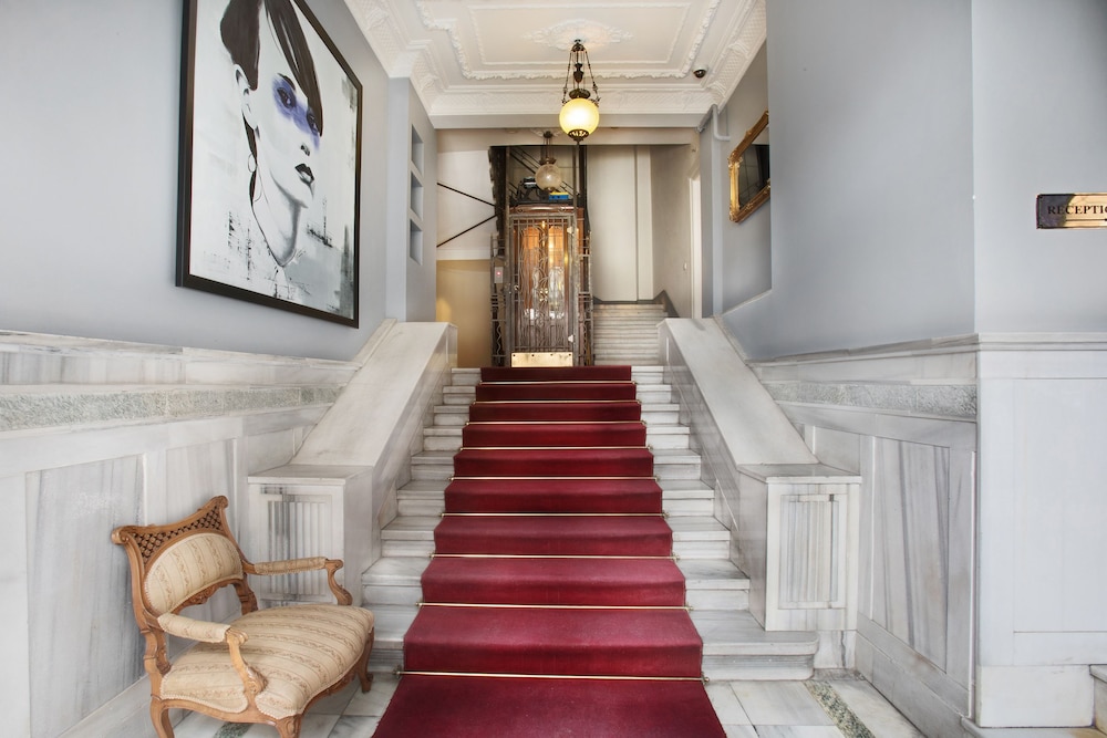 Lina Hotels Taksim Pera 41/63