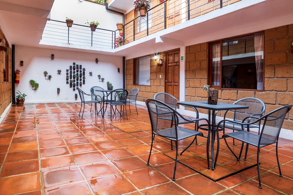 Hotel Rincon Soñado, Valle de Bravo 37/44