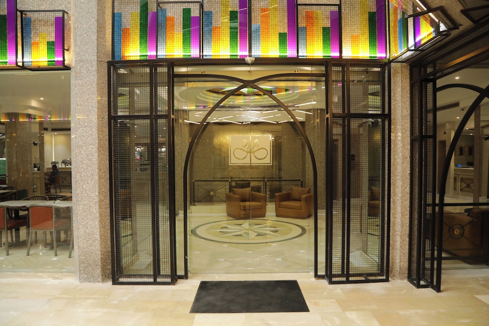 EL SHEIKH SUITES 8/60