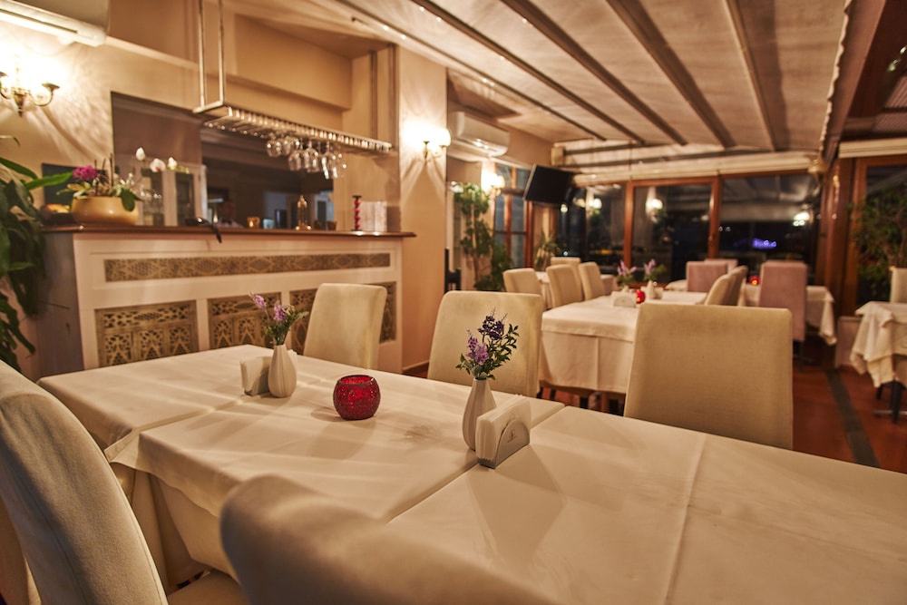 Celal Sultan Hotel Special Class 65/87