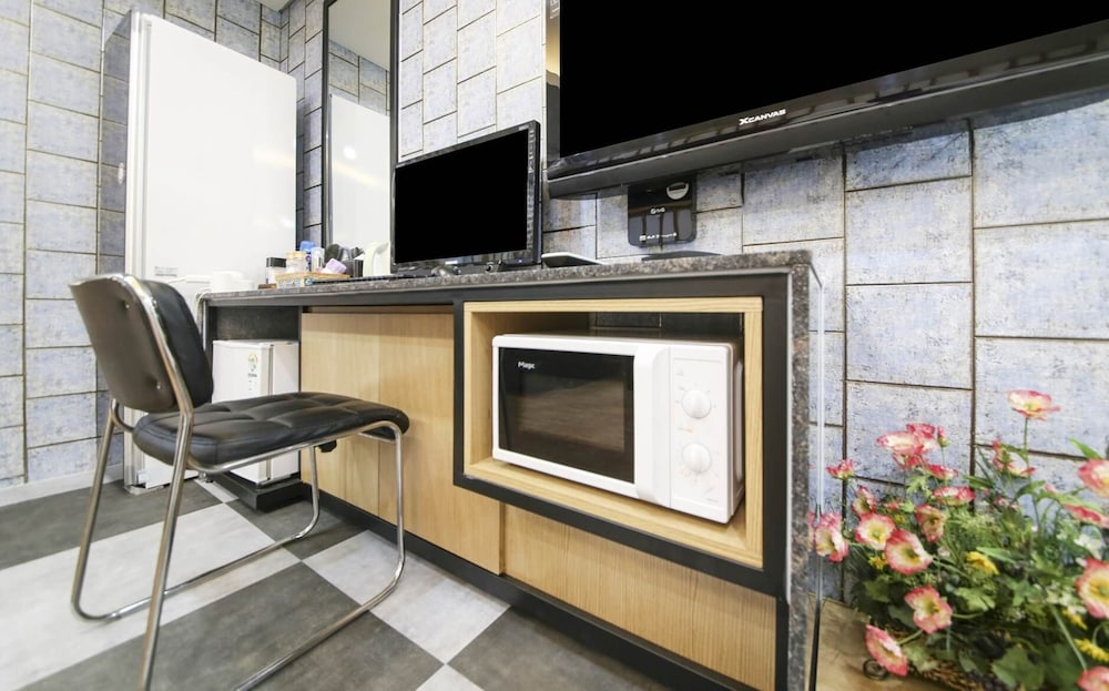 Cheonan Business Hotel 38/50