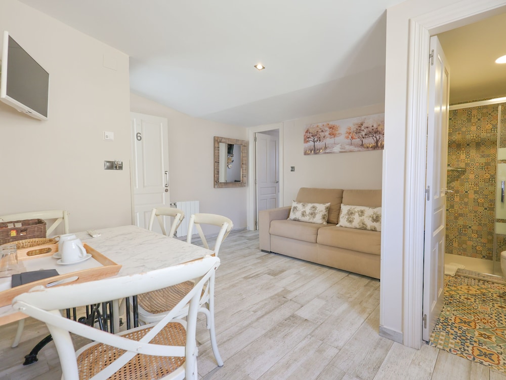 Suites con Jacuzzi Santillana 21/45