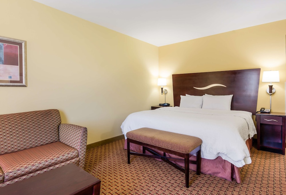 Hampton Inn Galax 14/34