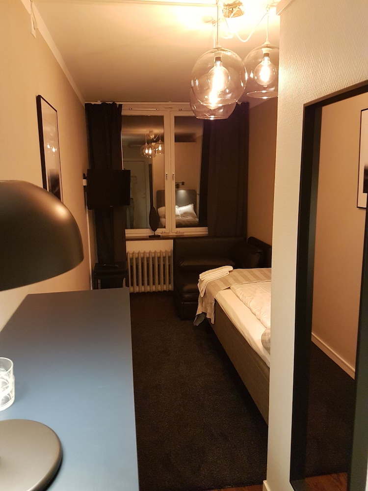 Kong Christians Bed And Breakfast 21/30