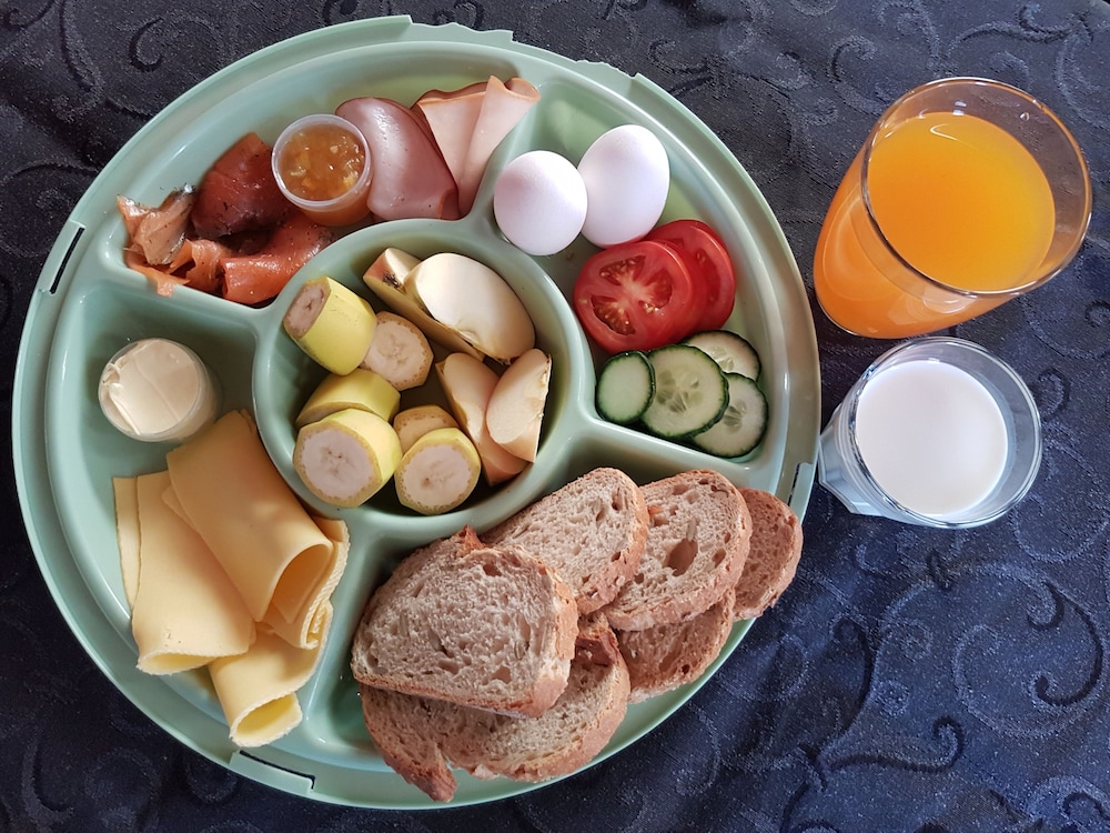 Höfn Guesthouse 13/26