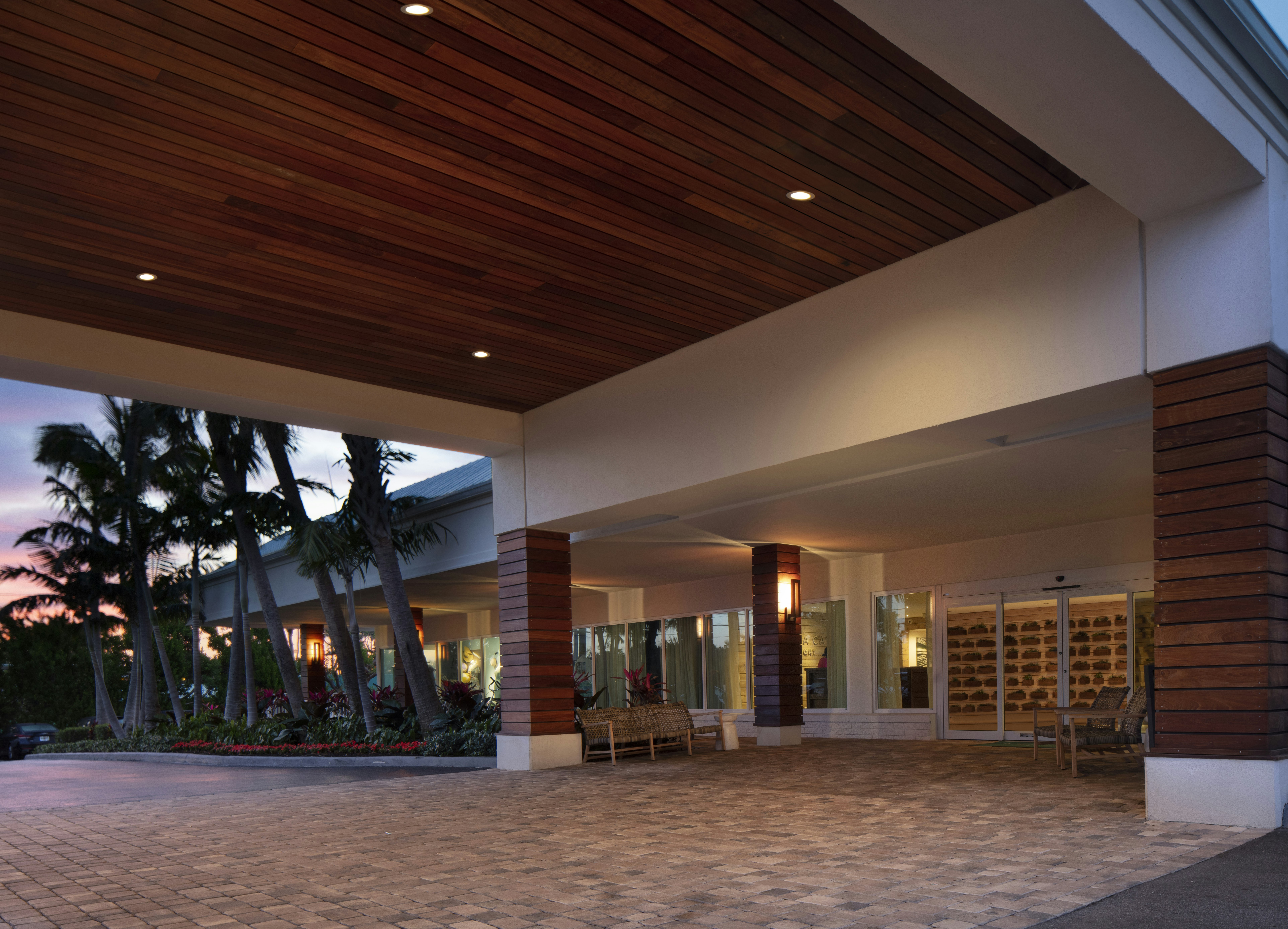 Amara Cay Resort 6/77