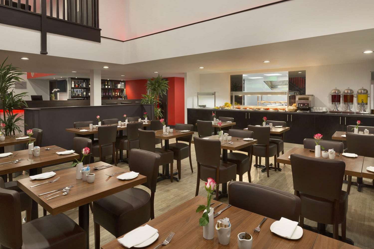 Ramada by Wyndham Oxford 10/16