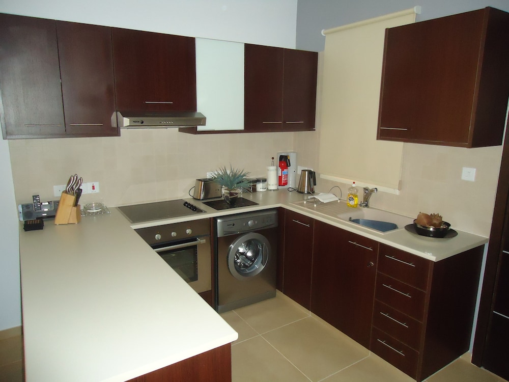 Aphrodite Sands Resort 50/50