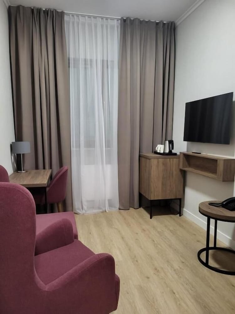 Hotel Topaz Poznan Centrum 42/65