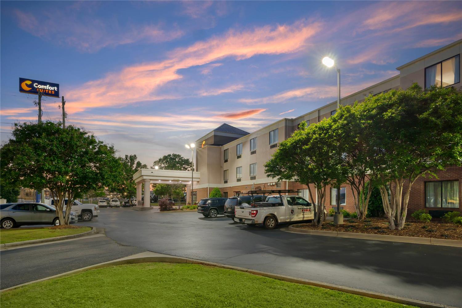 Comfort Suites Oxford I-20 exit 188 40/45