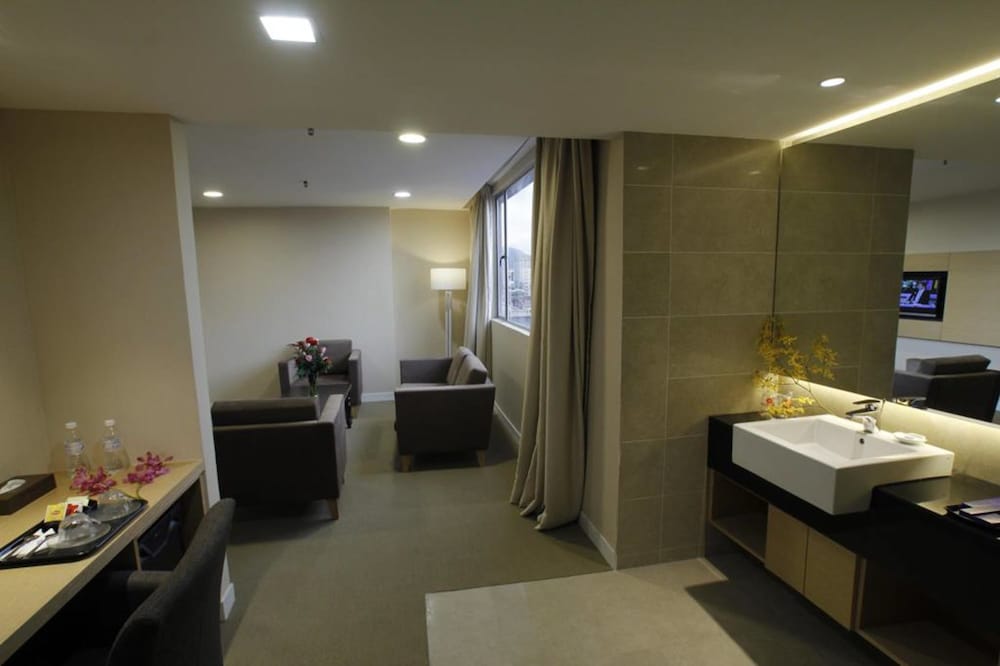 Hotel Excelsior Ipoh 33/33