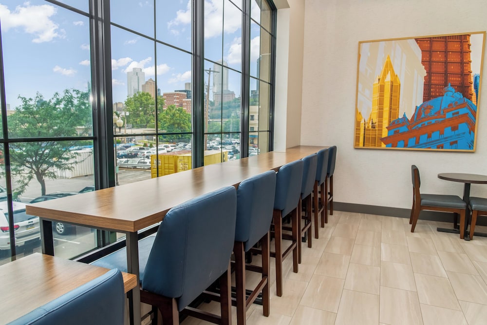 restaurant cafeteria