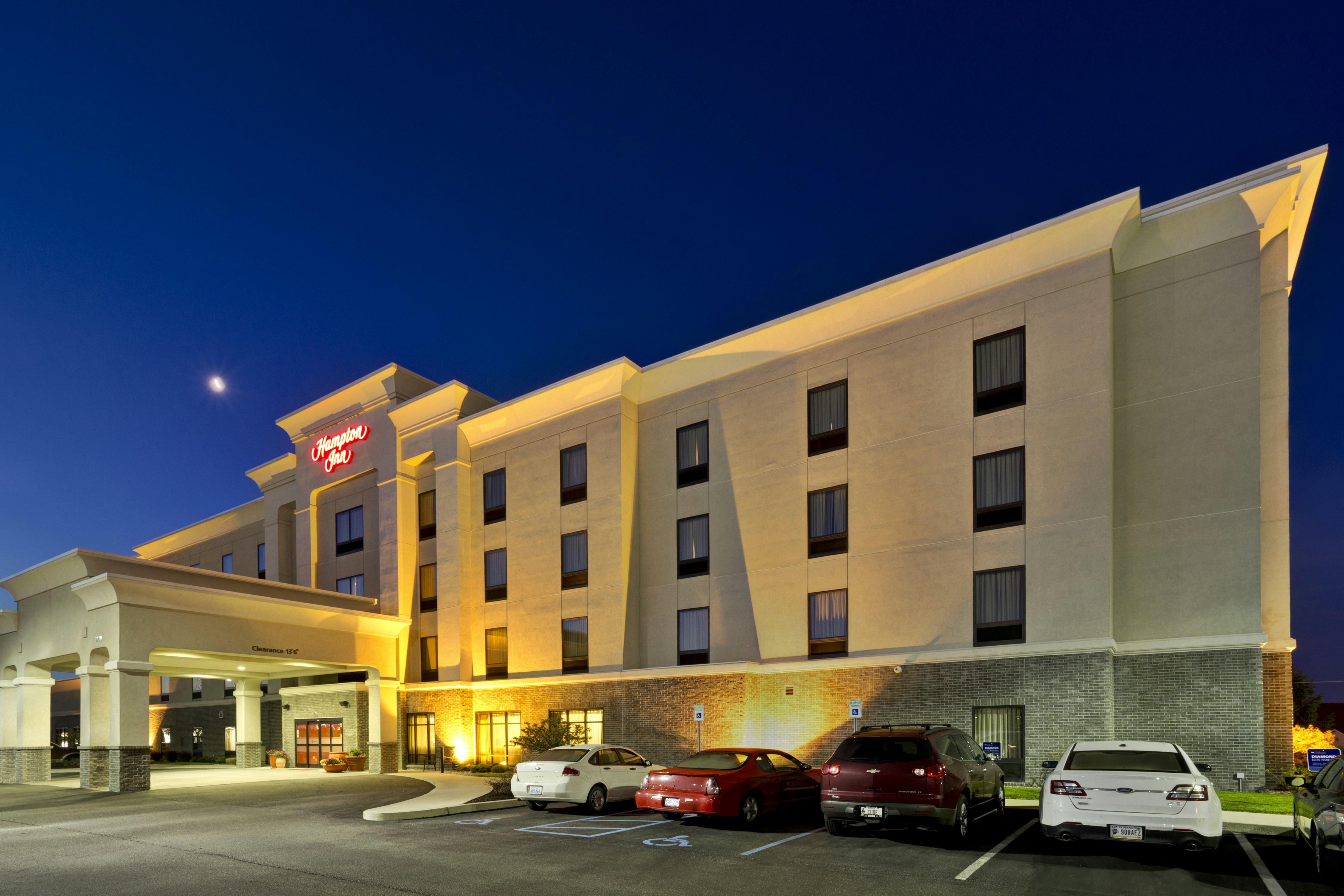 Hampton Inn Ft Wayne Dupont Road 12/15