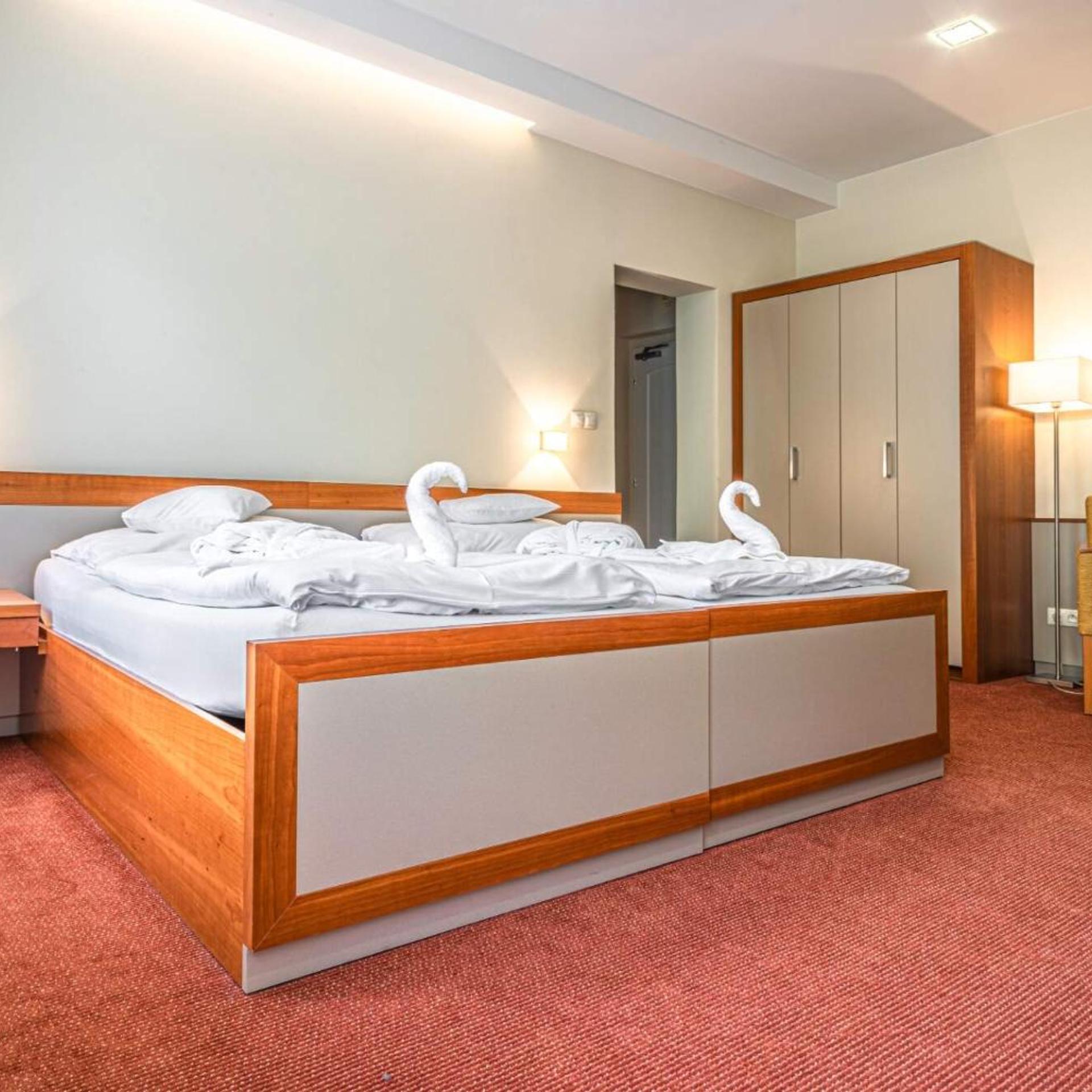 Hotel Reza 32/72