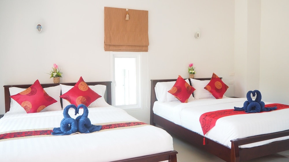 Tamarind Twin Resort 9/49