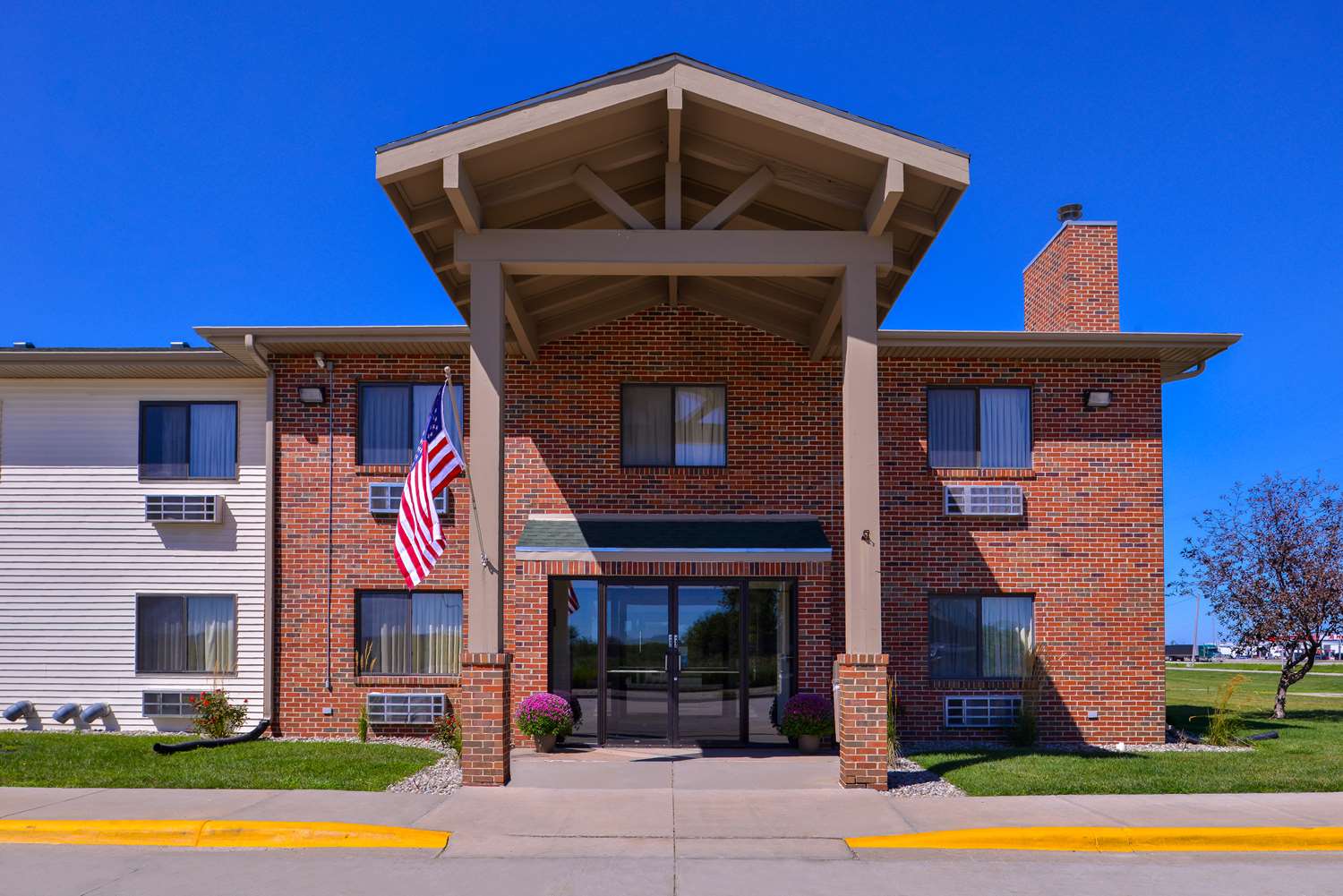 Americas Best Value Inn Missouri Valley 2/28