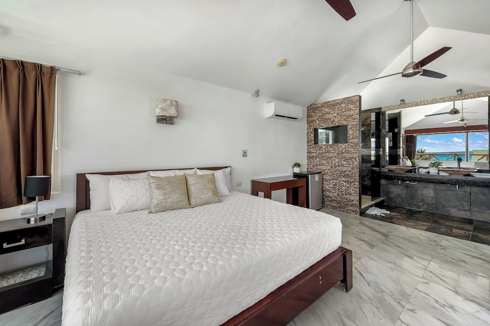 Illusion Hotel Boutique 34/73