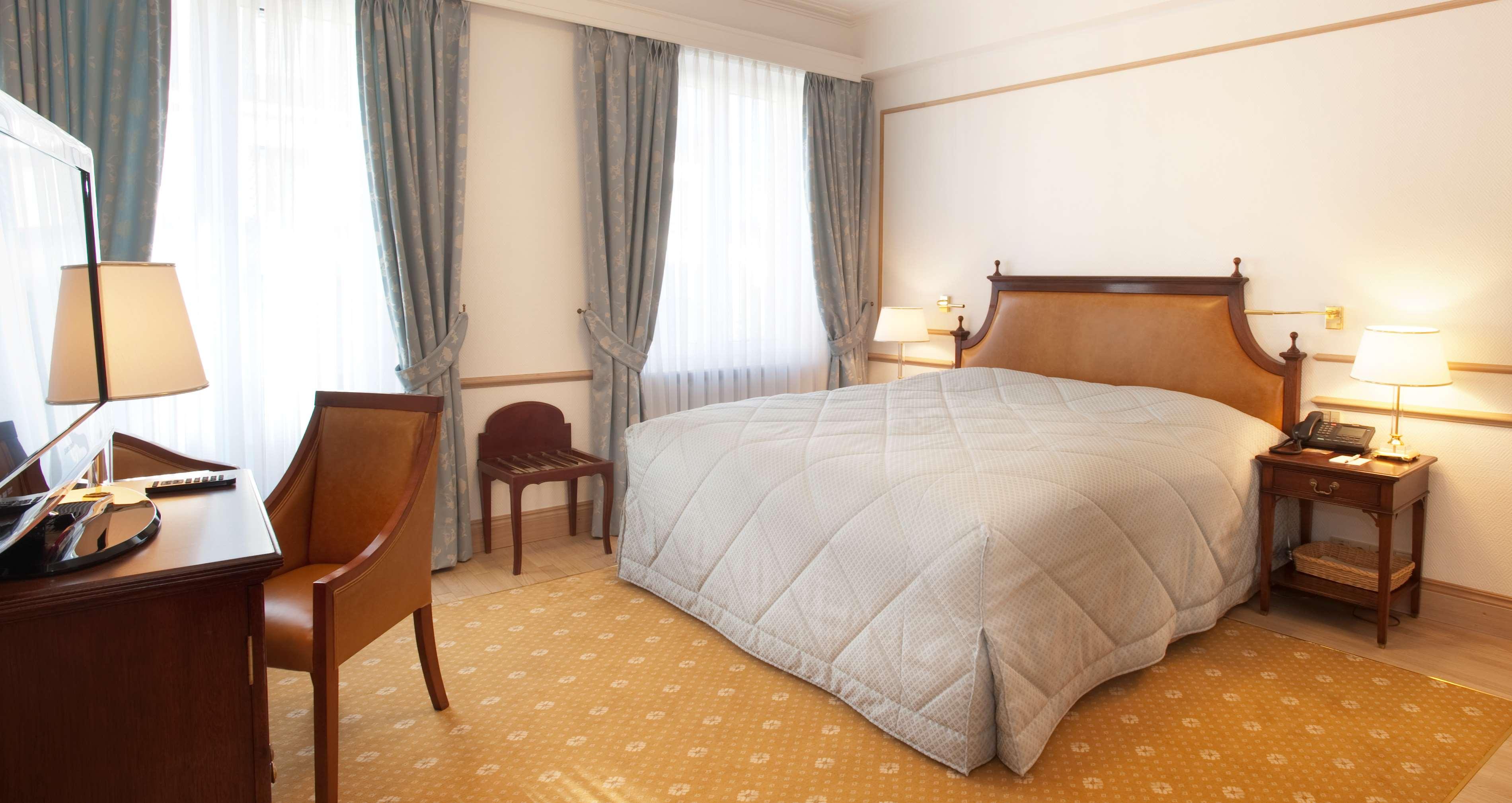 Executive, Double Bed, Valley View