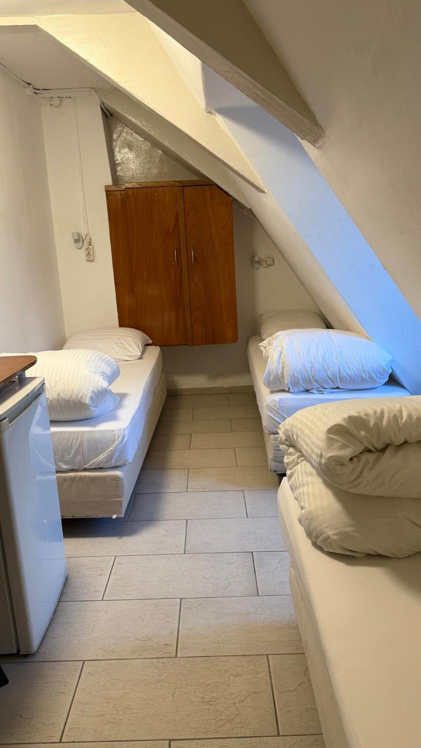 Hotel Schroder 10/50