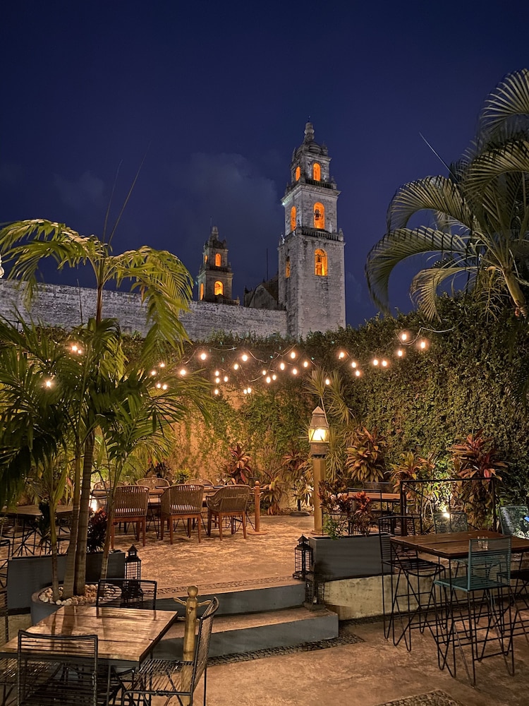 Piedra de Agua Hotel Boutique 67/77