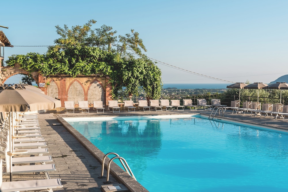 Ippotur Medieval Resort 42/50
