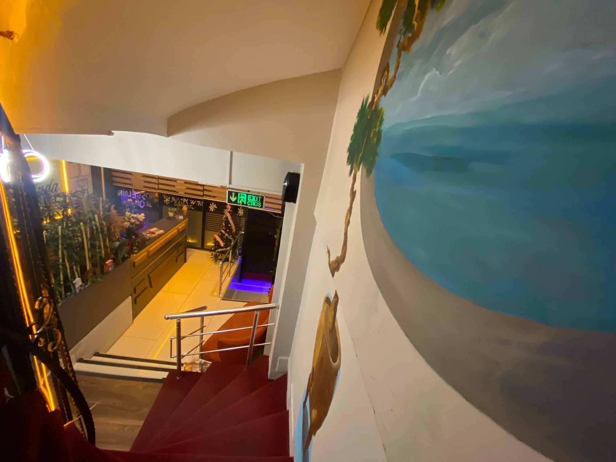 Linda Hotel Kadikoy 18/20