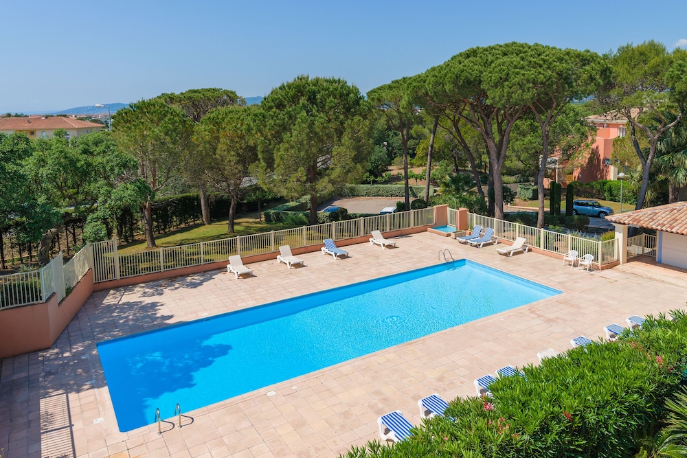 Residence Lagrange Vacances Le Domaine Des Grands Pins 21/25