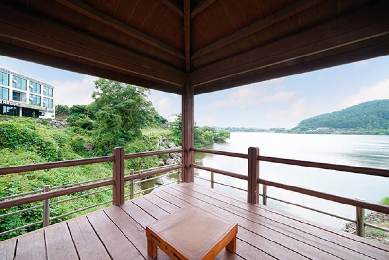 Jeju Moolmaerang Pension 11/14