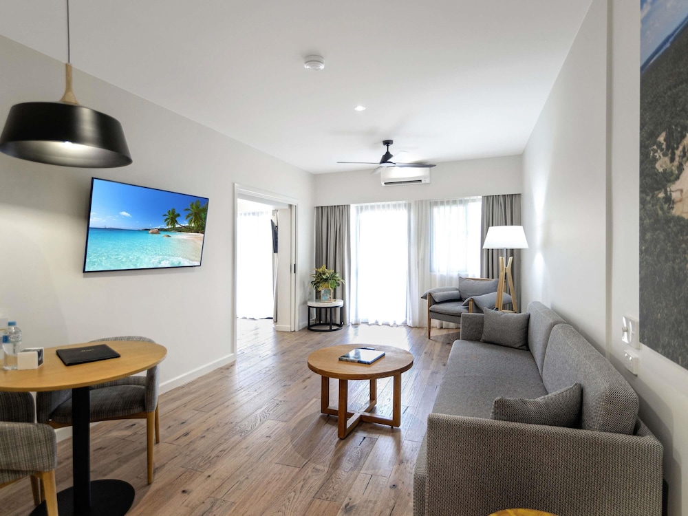 Mercure Darwin Airport Resort 56/83
