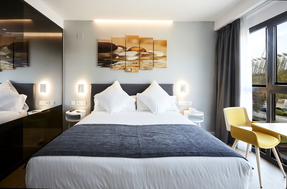 Hotel Valencia Alameda 41 18/63