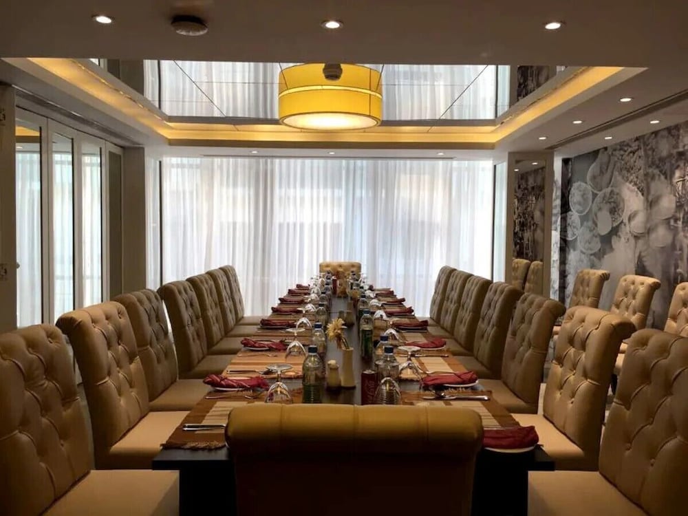 GRACE 21 SMART HOTEL 43/48