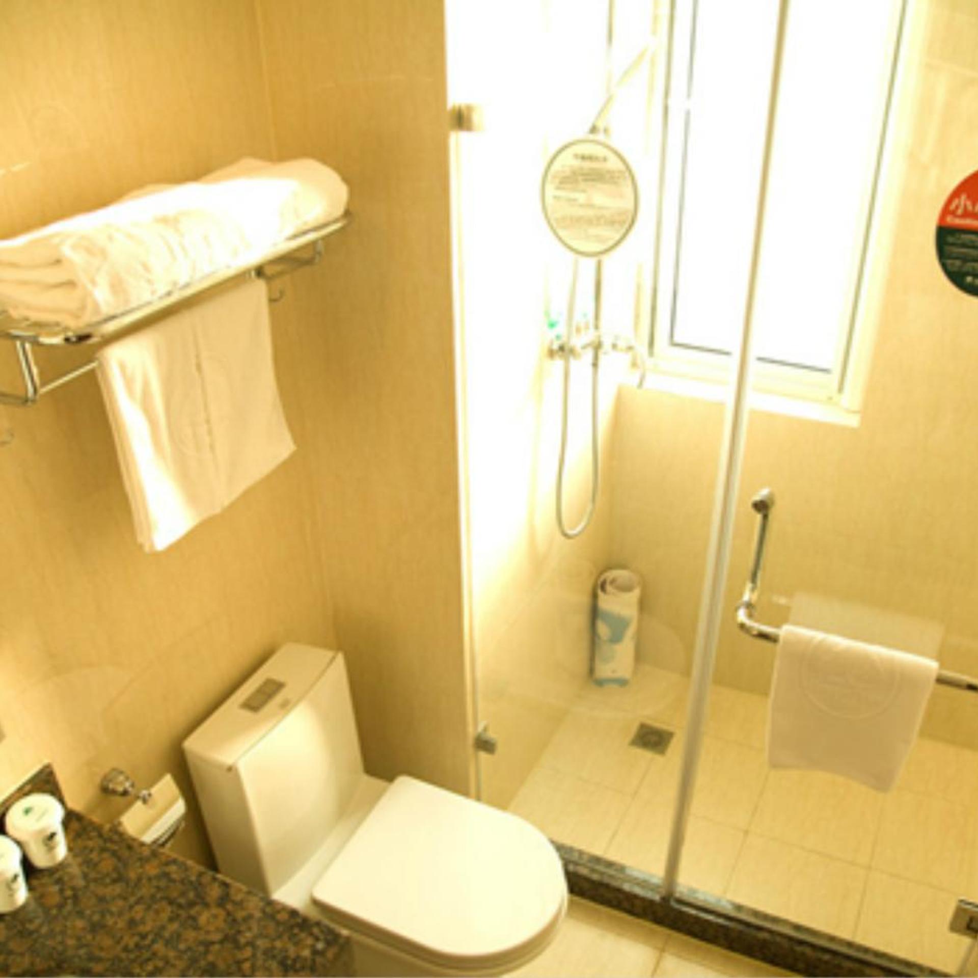 GreenTree Inn Beijing Fangshan Liangxiang Suzhuang Express Hotel 30/35